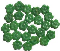 25 15mm Dark Green Marble Flower Beads